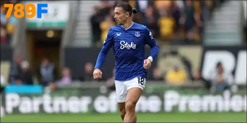 Jack Grealish khẳng định đang thay đổi để tập trung thi đấu tốt hơn tại Everton